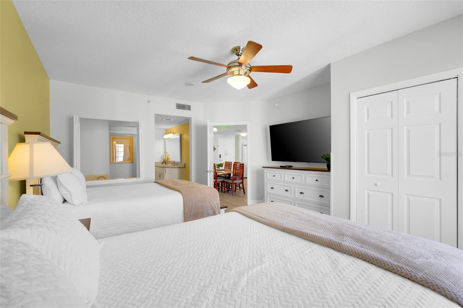 FAIRFIELD DB OCEANWALK 02 - Residential