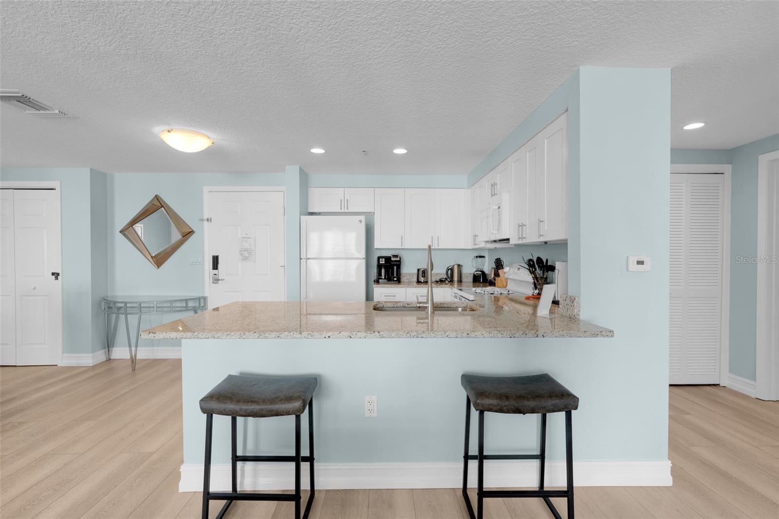 FAIRFIELD DB OCEANWALK 02 - Residential