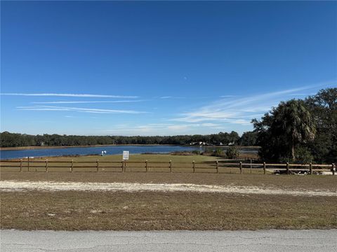 A home in DUNNELLON