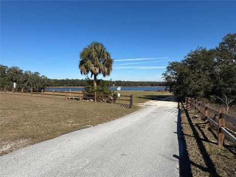 A home in DUNNELLON