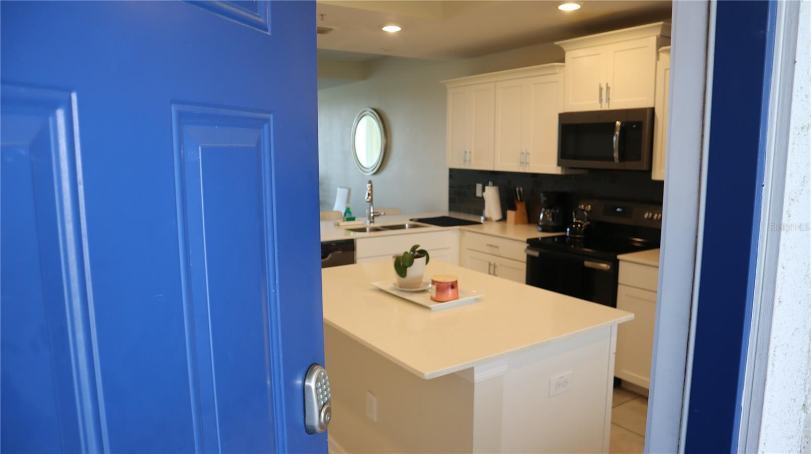 THE TERRACES AT STOREY LAKE CONDO 2 PH 15 - Residential