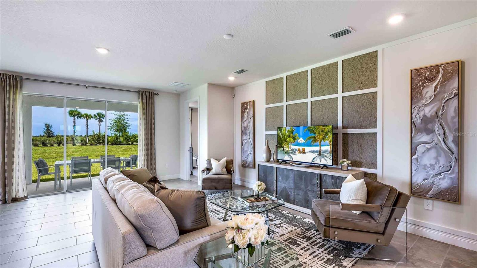 STAR FARMS AT LAKEWOOD RANCH - Residential