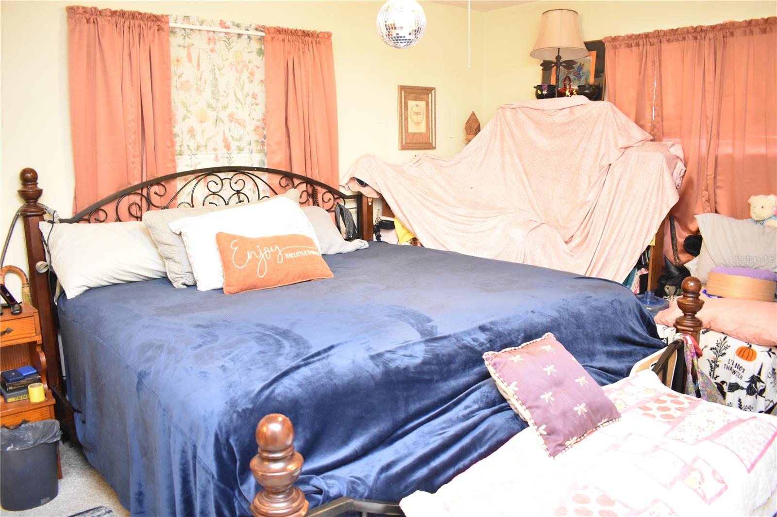 COUNTRY CLUB HEIGHTS - Residential