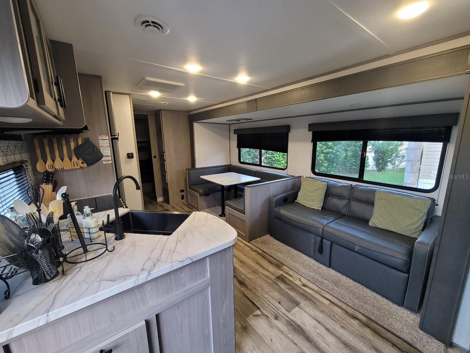 ELITE RESORTS AT CITRUS VALLEY CONDO UNIT 19 - Land