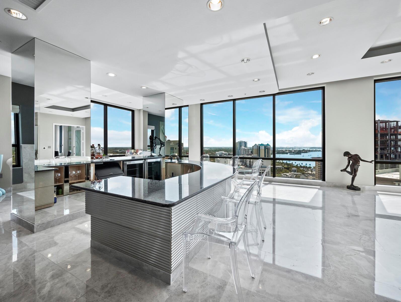 PLAZA AT 05 POINTS RESIDENCES - Residential