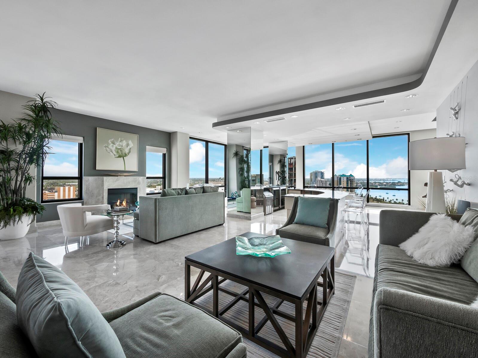 PLAZA AT 05 POINTS RESIDENCES - Residential