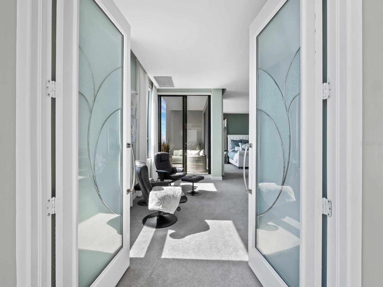 PLAZA AT 05 POINTS RESIDENCES - Residential