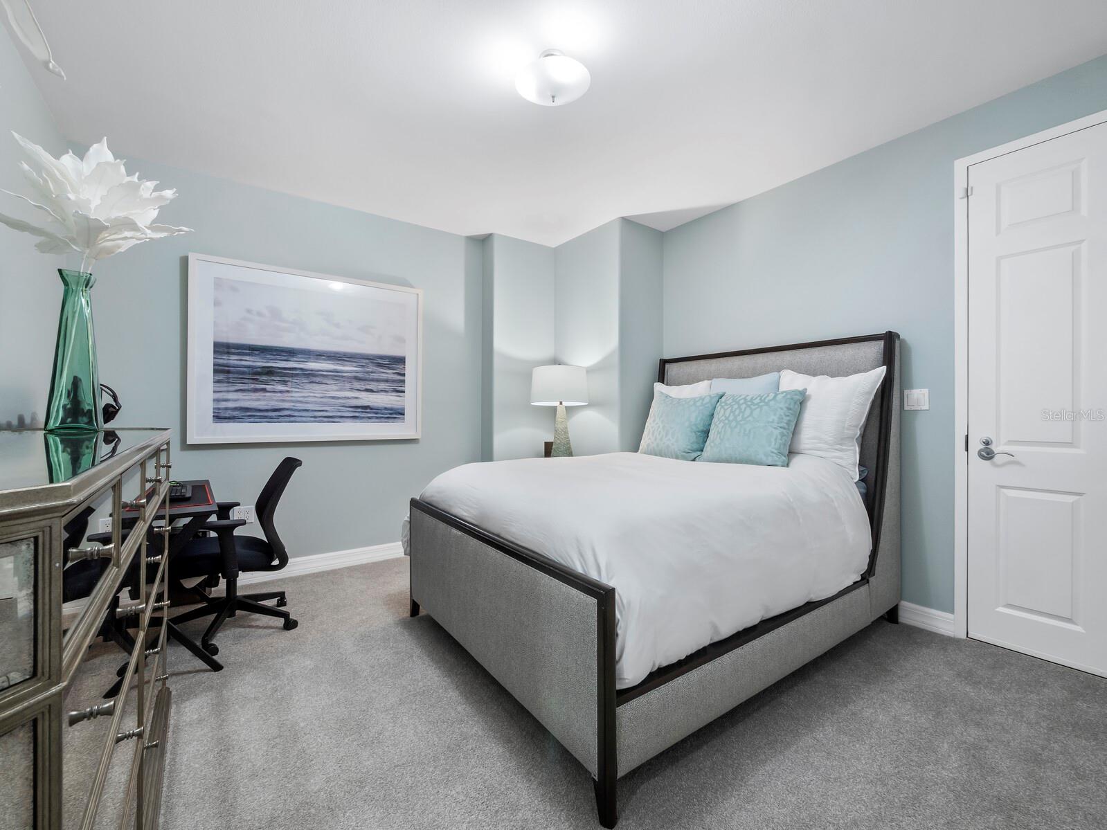 PLAZA AT 05 POINTS RESIDENCES - Residential