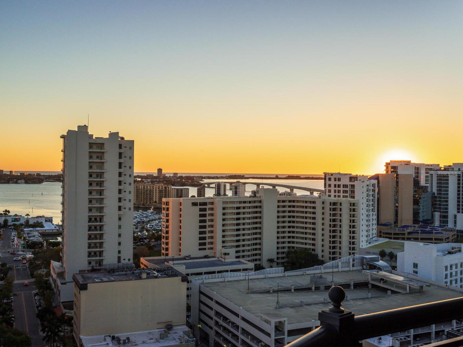 PLAZA AT 05 POINTS RESIDENCES - Residential