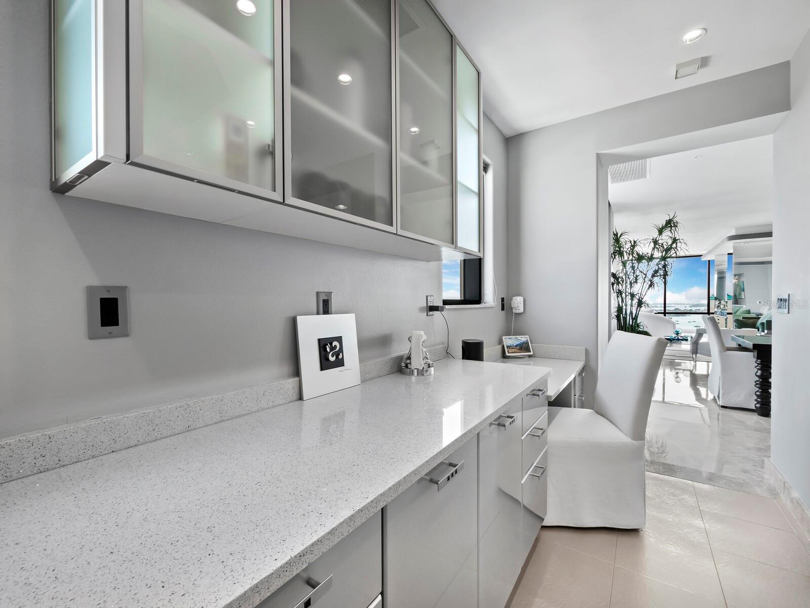 PLAZA AT 05 POINTS RESIDENCES - Residential