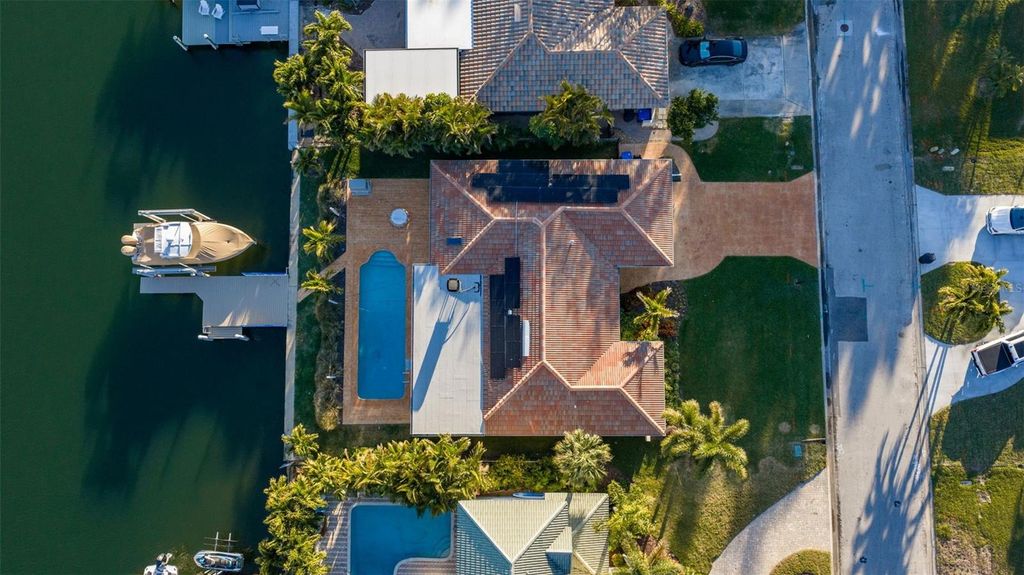 Photo of 2024 Massachusetts Avenue NE, St Petersburg, FL 33703 (MLS # TB8475638)