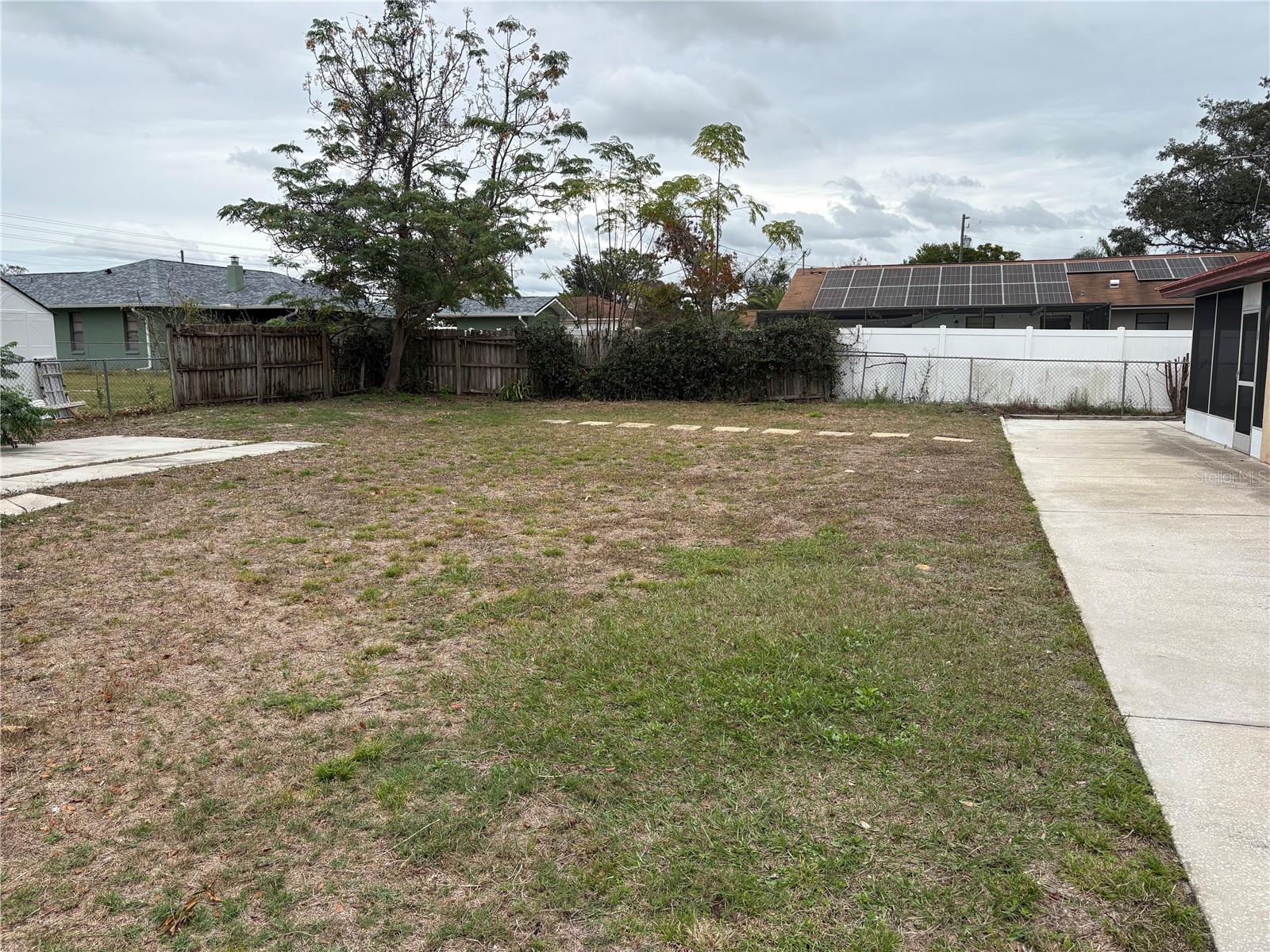 SPRING HILL - Residential