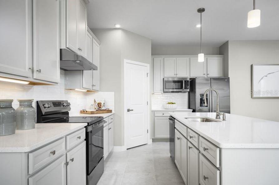 BRIGHTON JACARANDA - Residential