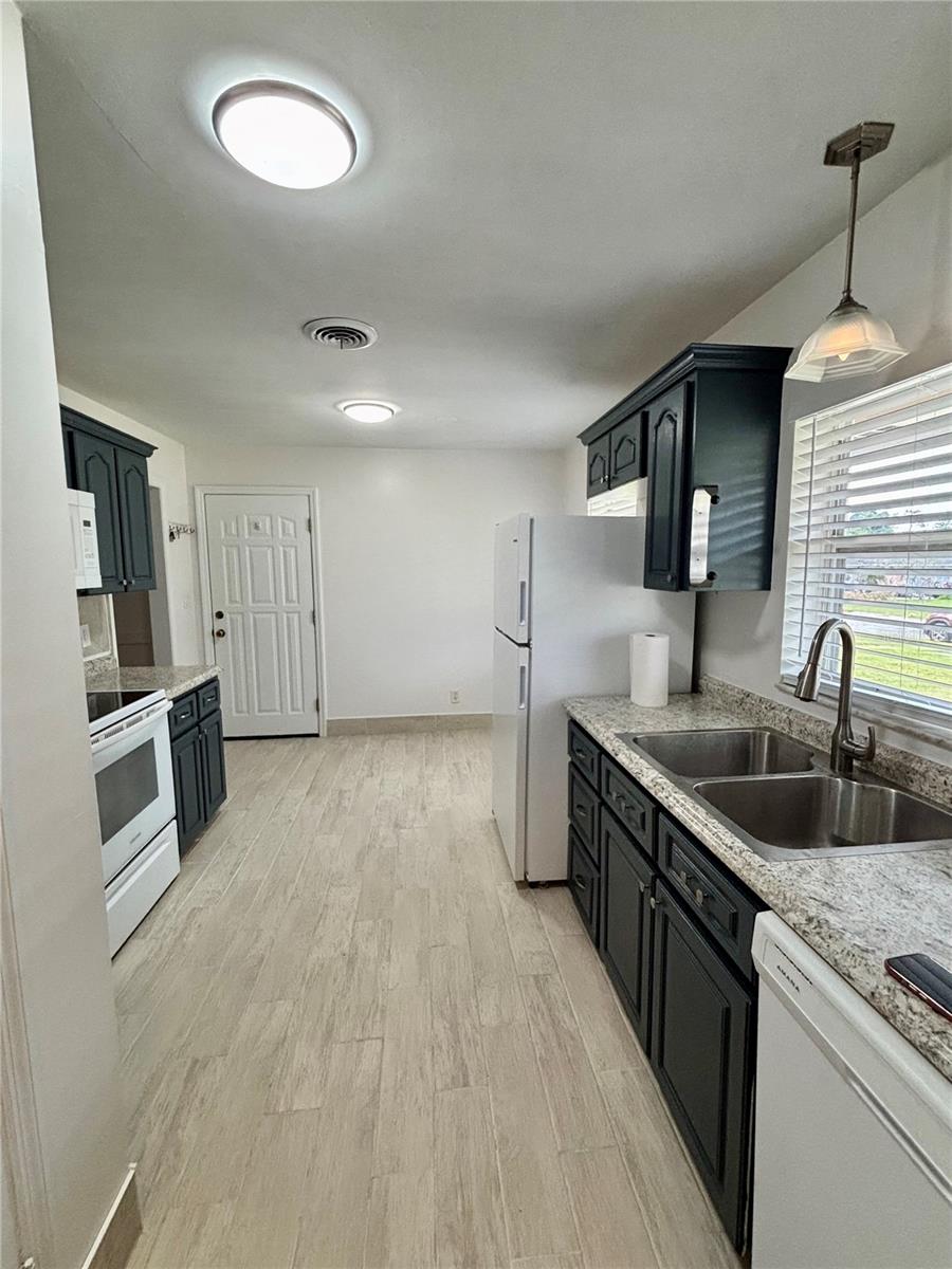 RIVERS ACRES - Residential