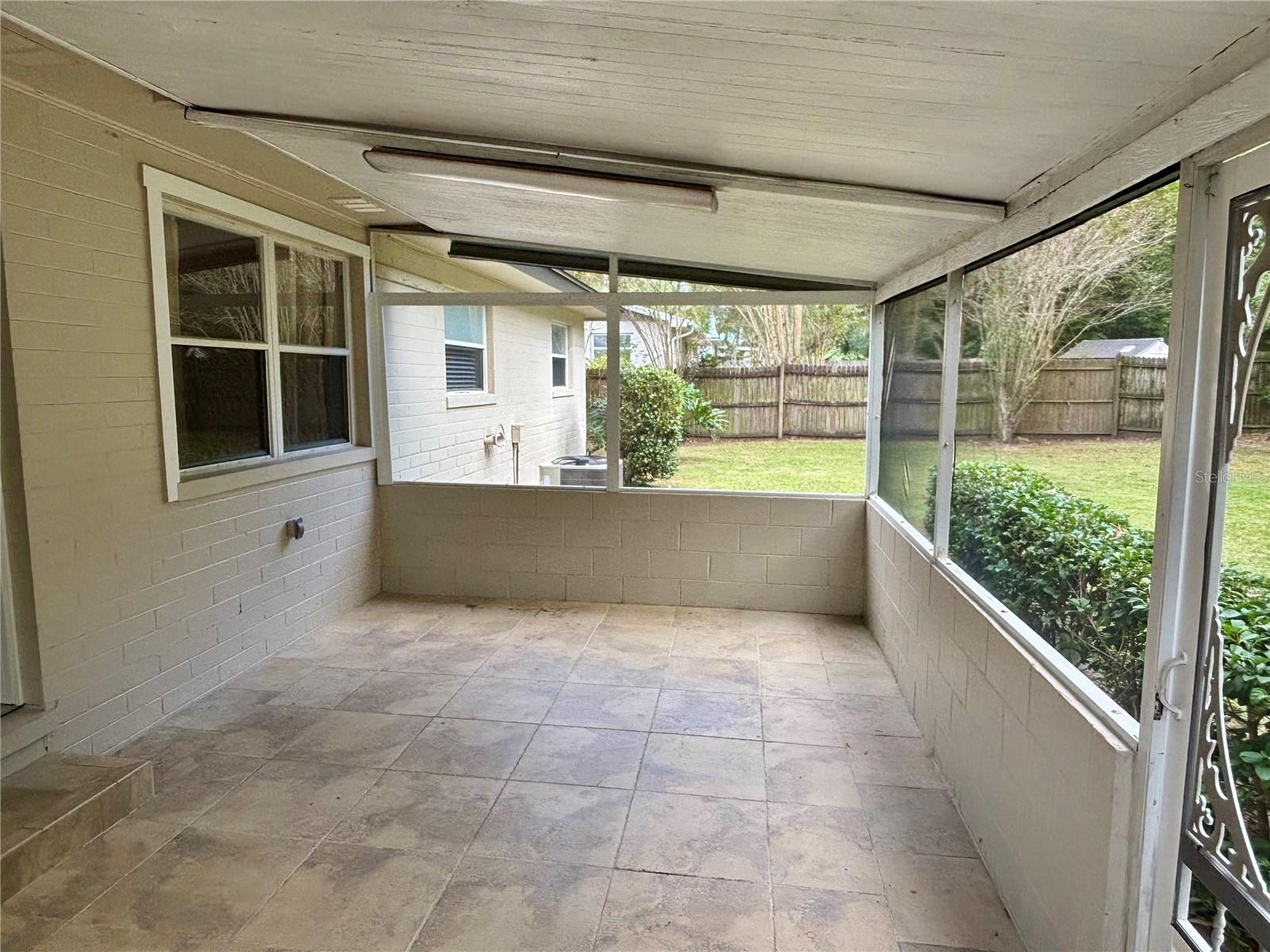 RIVERS ACRES - Residential