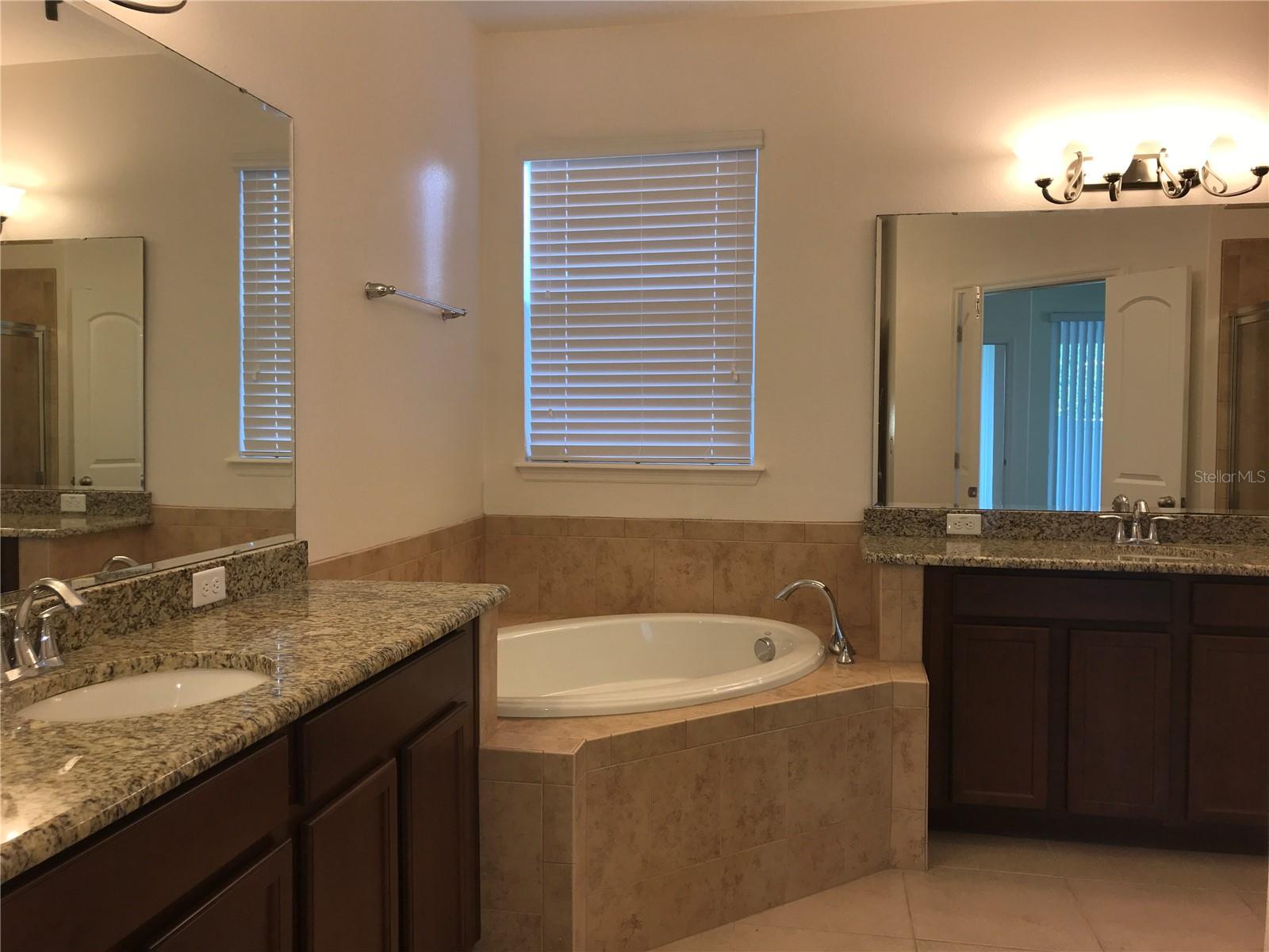 SUMMERLAKE PD PH 1B REP - Residential Lease