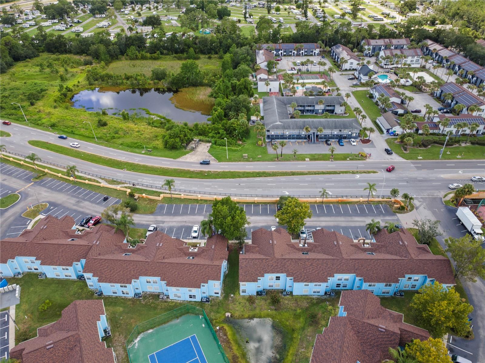 VILLAS AT SOMERSET THE - Residential