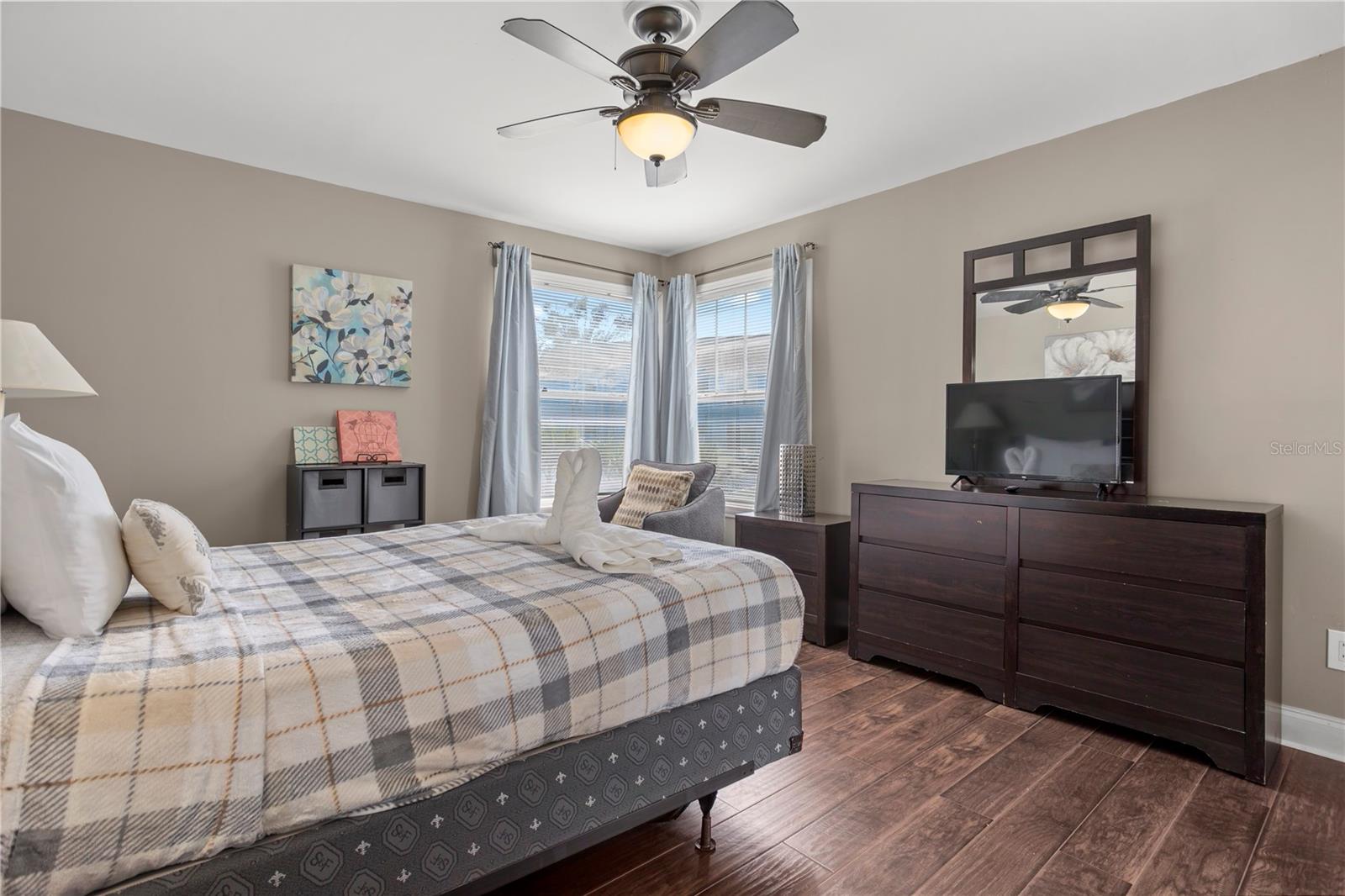 VILLAS AT SOMERSET THE - Residential