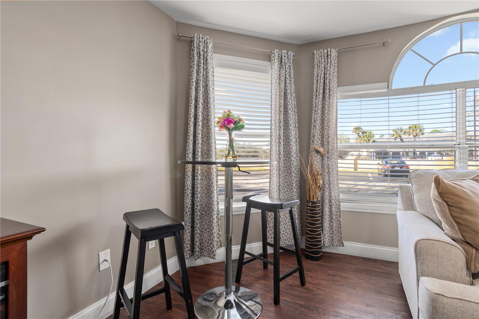 VILLAS AT SOMERSET THE - Residential