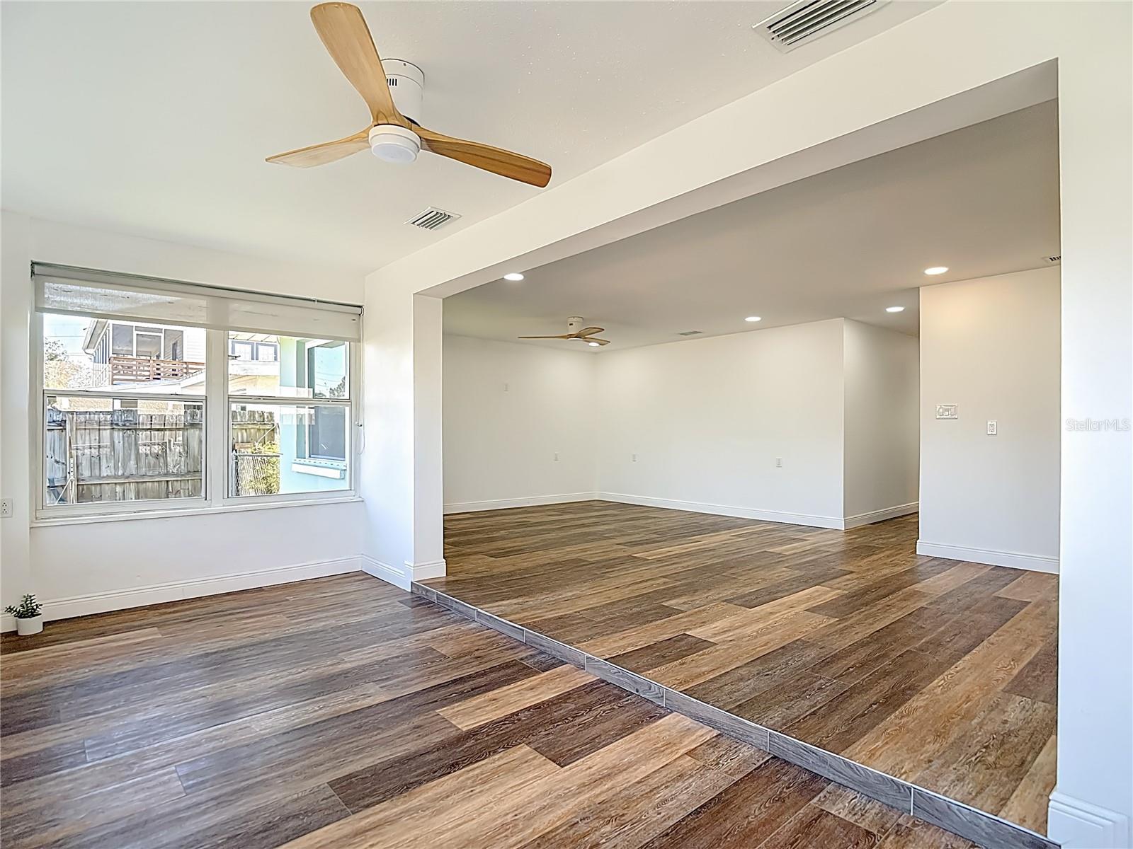 CAPE CAY - Residential