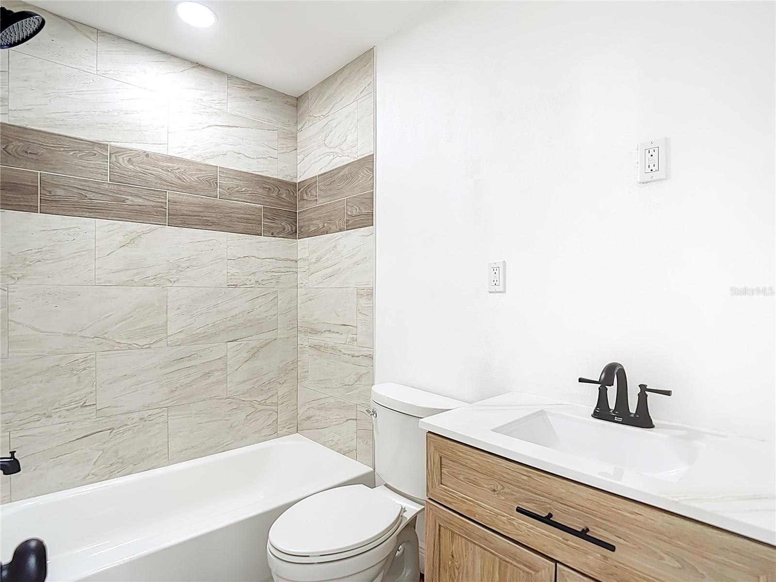 CAPE CAY - Residential