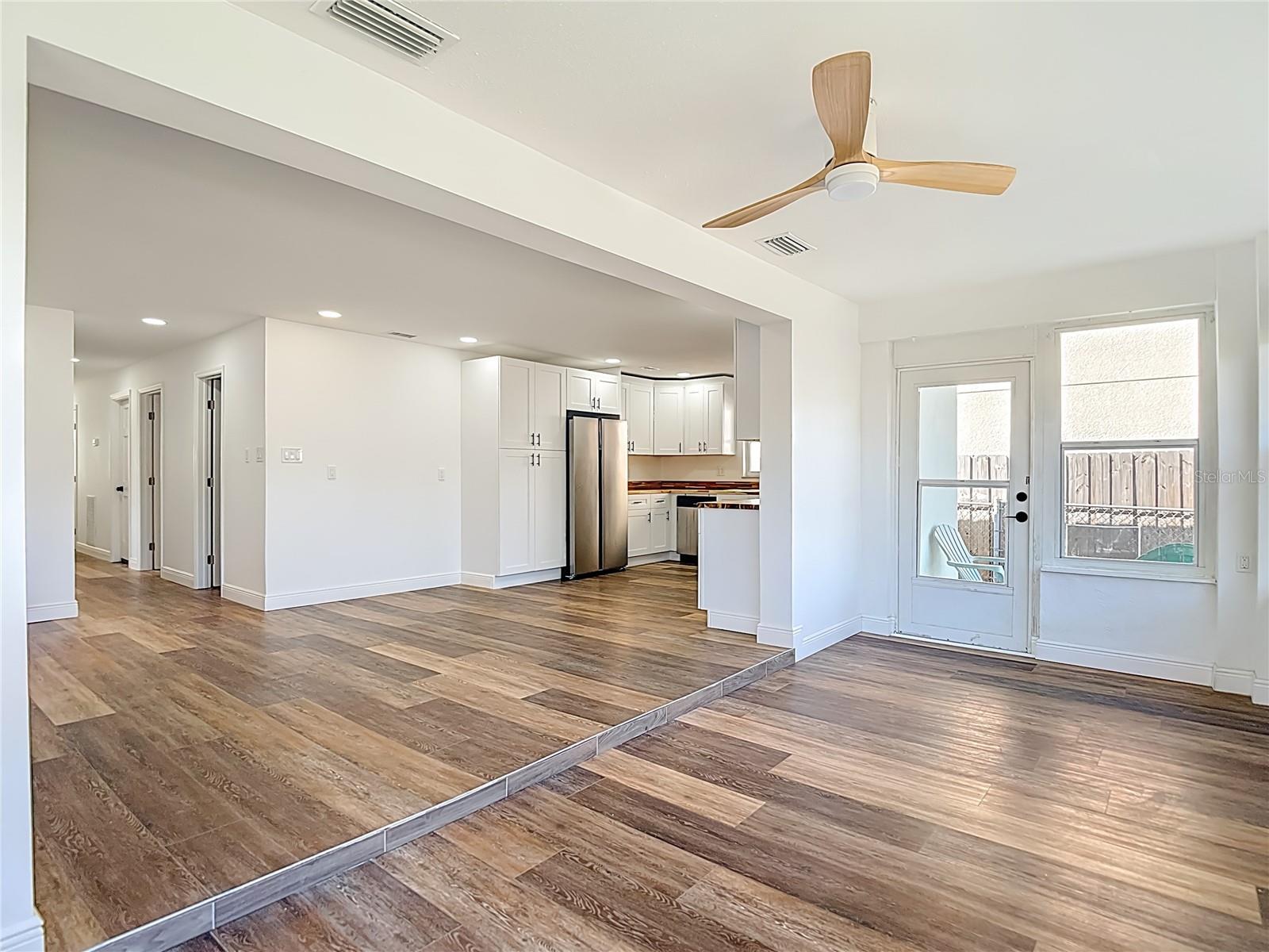 CAPE CAY - Residential