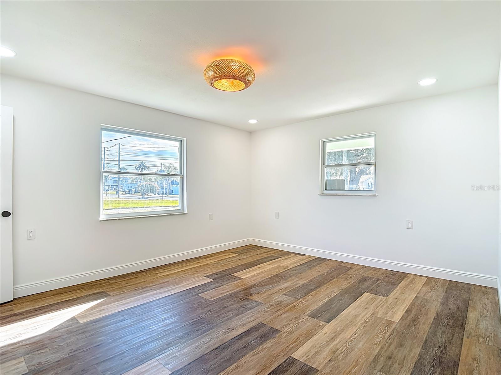 CAPE CAY - Residential