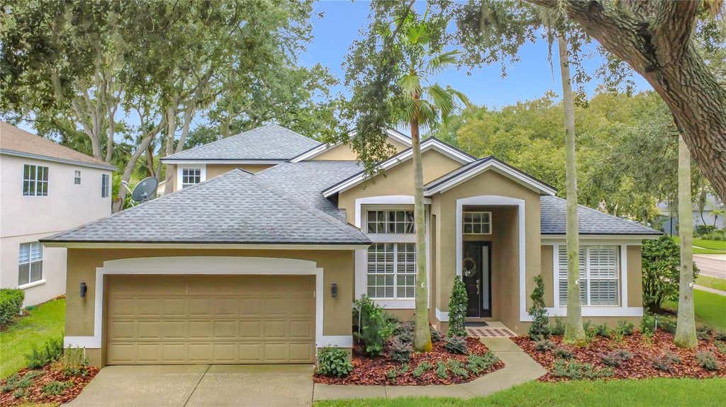 Photo of 5846 Bent Grass Drive, Valrico, FL 33596 (MLS # A4702653)