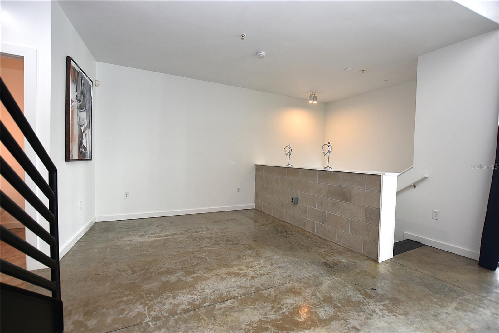 MACDILL LANDINGS A CONDO - Residential Lease