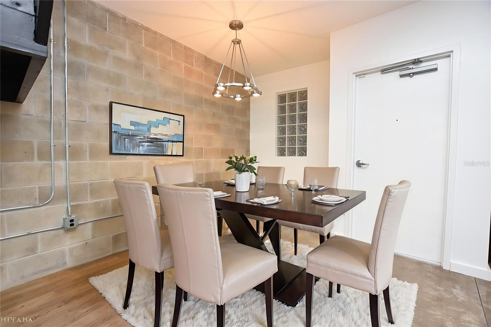 MACDILL LANDINGS A CONDO - Residential Lease