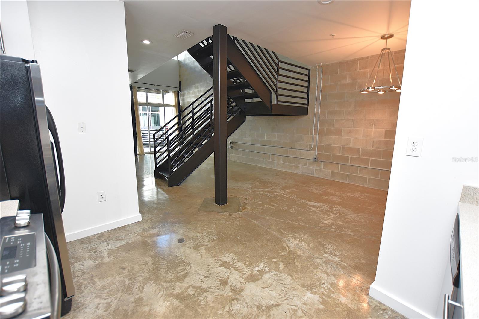 MACDILL LANDINGS A CONDO - Residential Lease