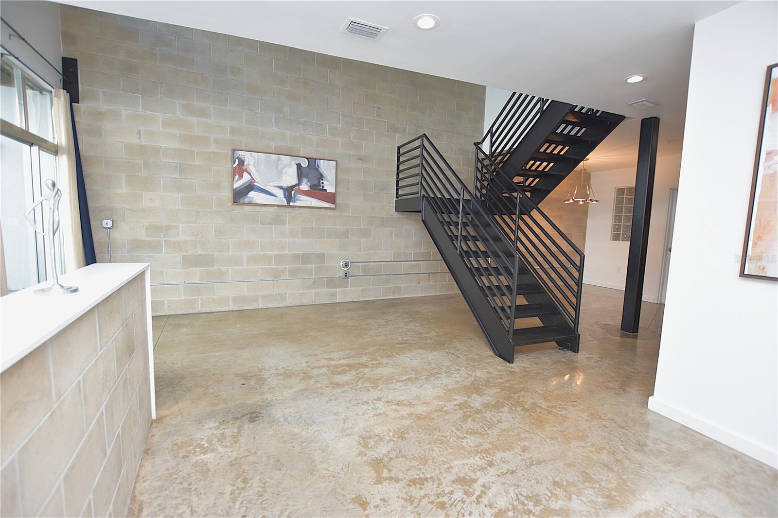 MACDILL LANDINGS A CONDO - Residential Lease