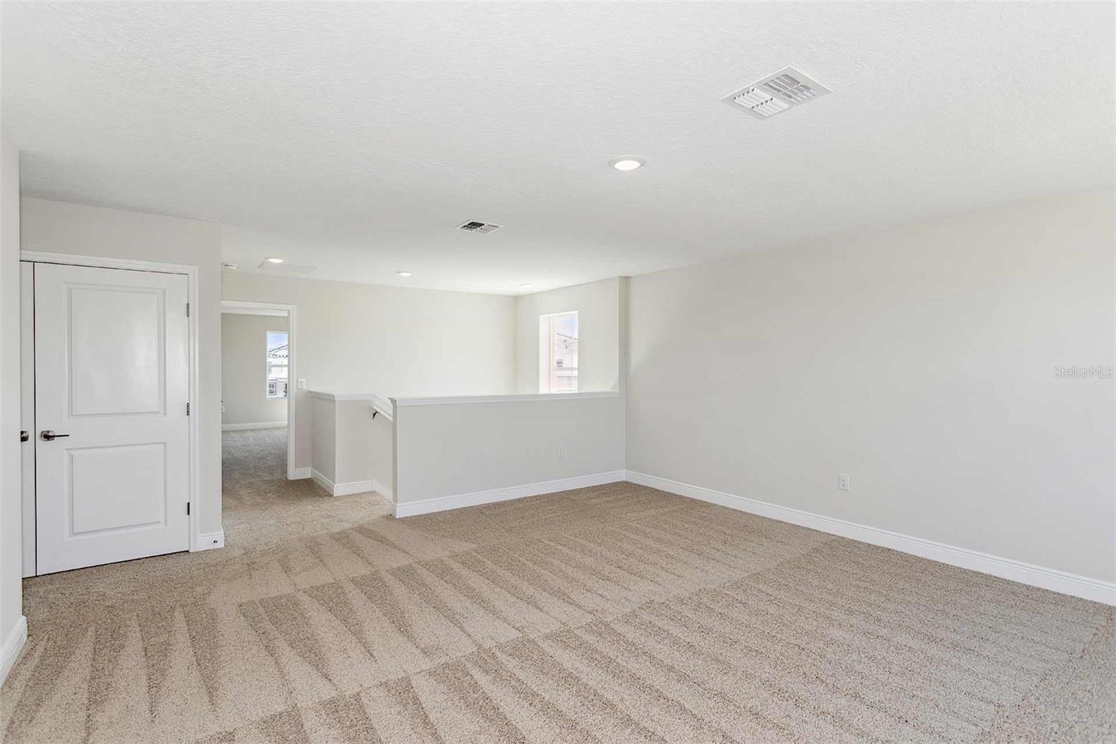 PASADENA WOODS - Residential