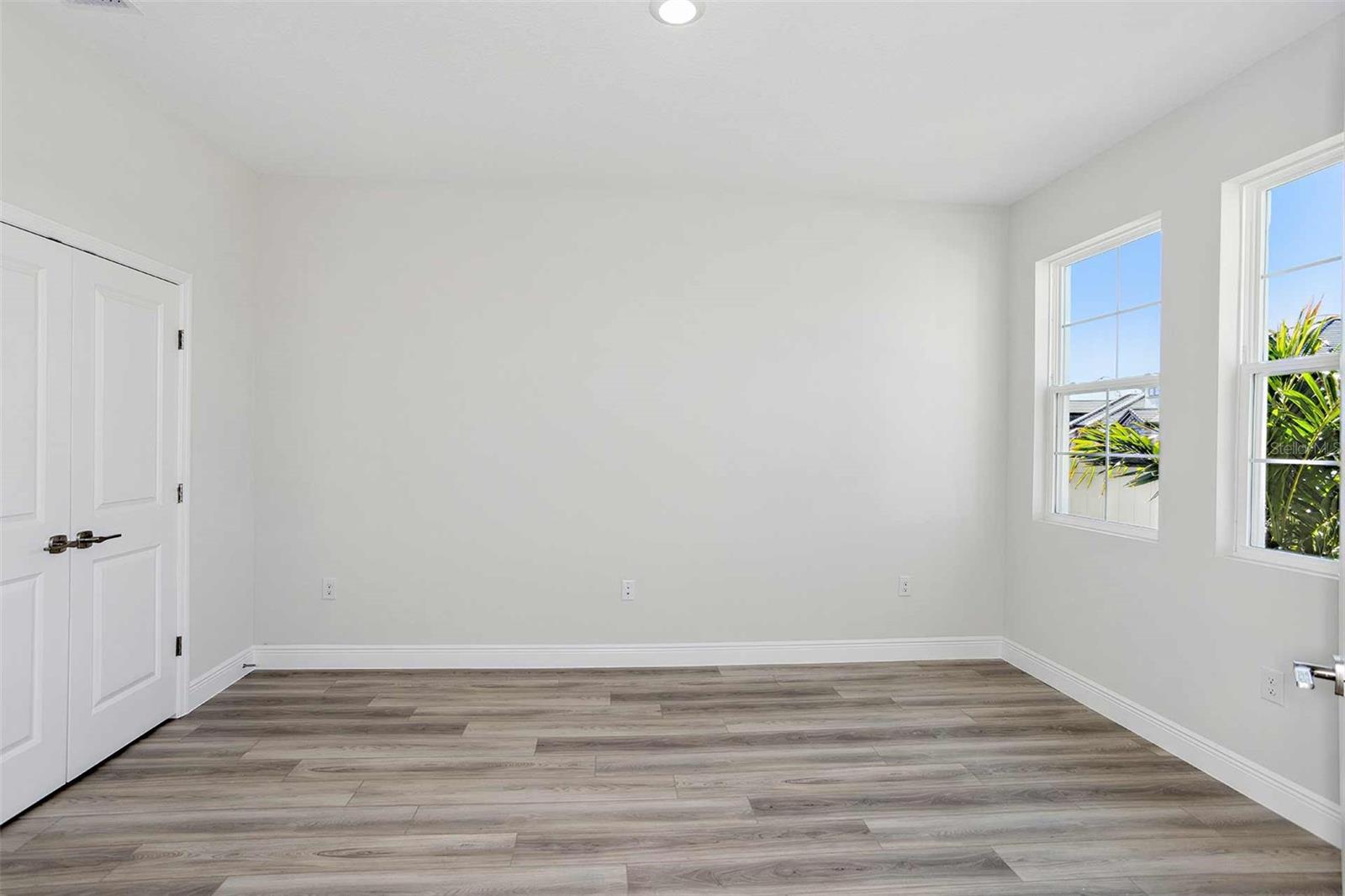 PASADENA WOODS - Residential