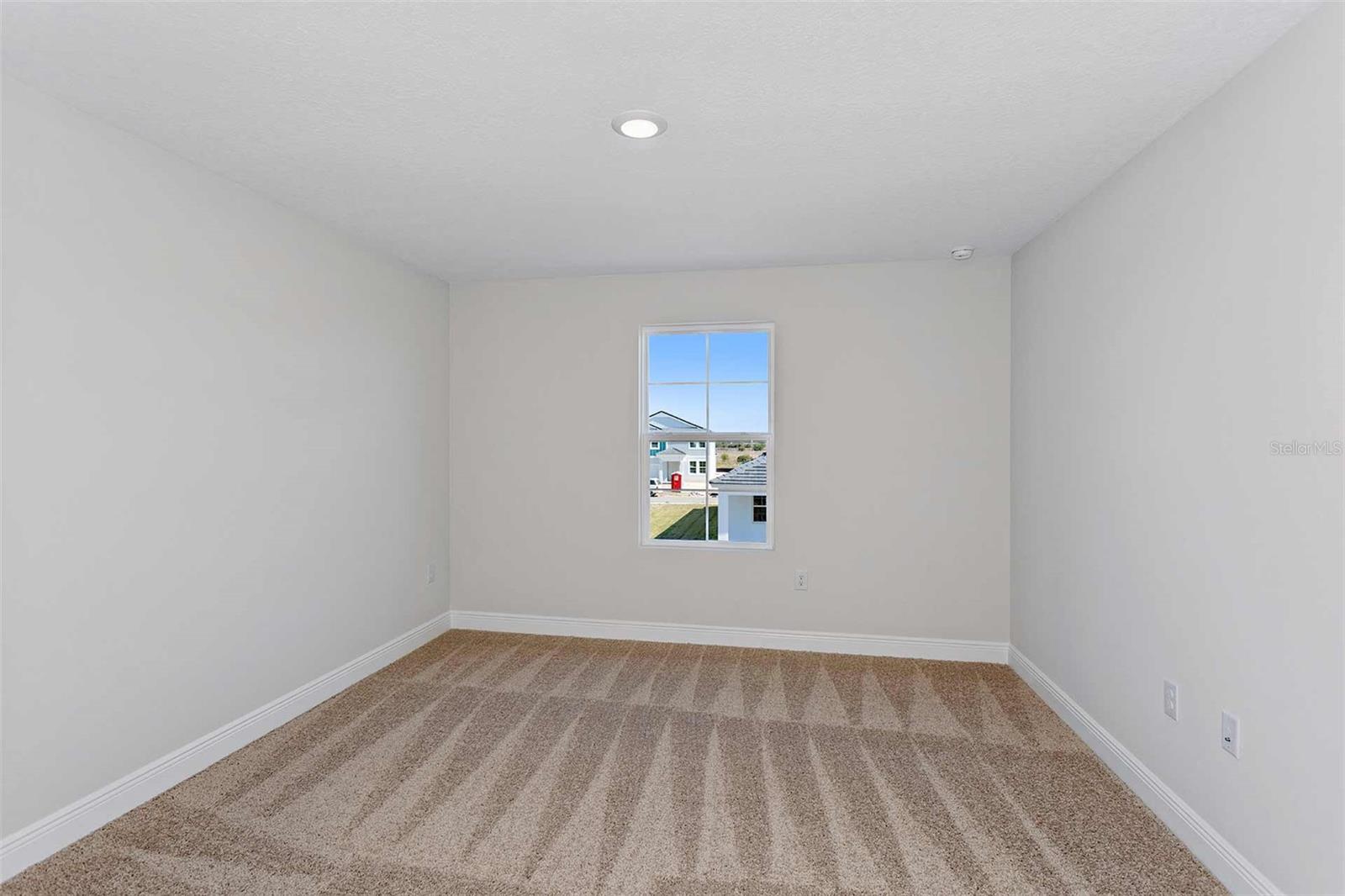 PASADENA WOODS - Residential