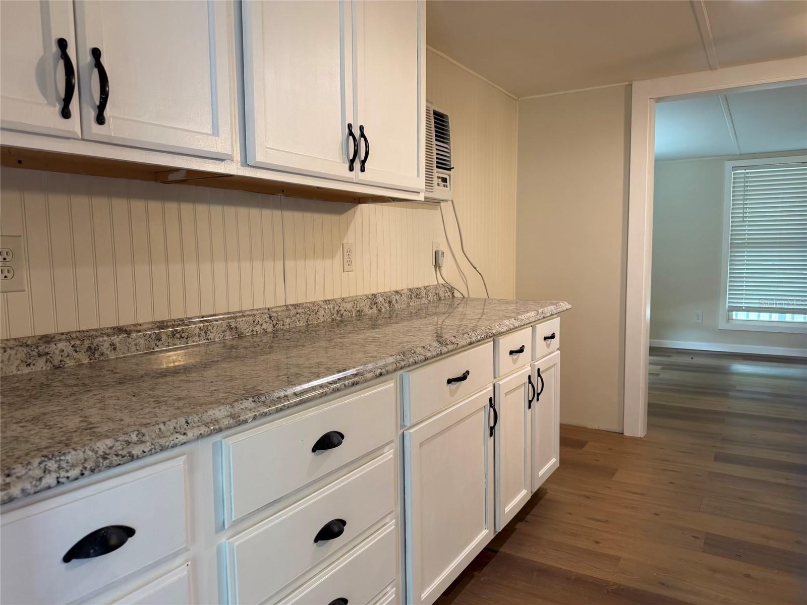 JERRY TAYLOR LNDG - Residential