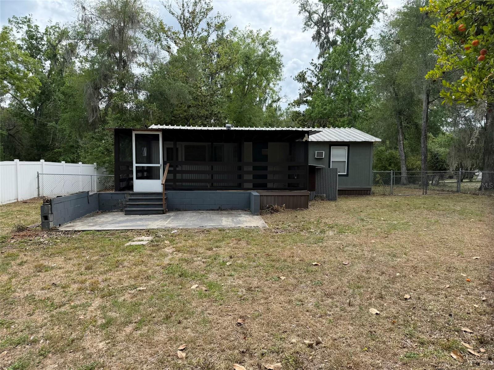 JERRY TAYLOR LNDG - Residential