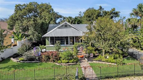 Photo of 335 Simpson St, Mount Dora, FL 32757 (MLS # G5106980)