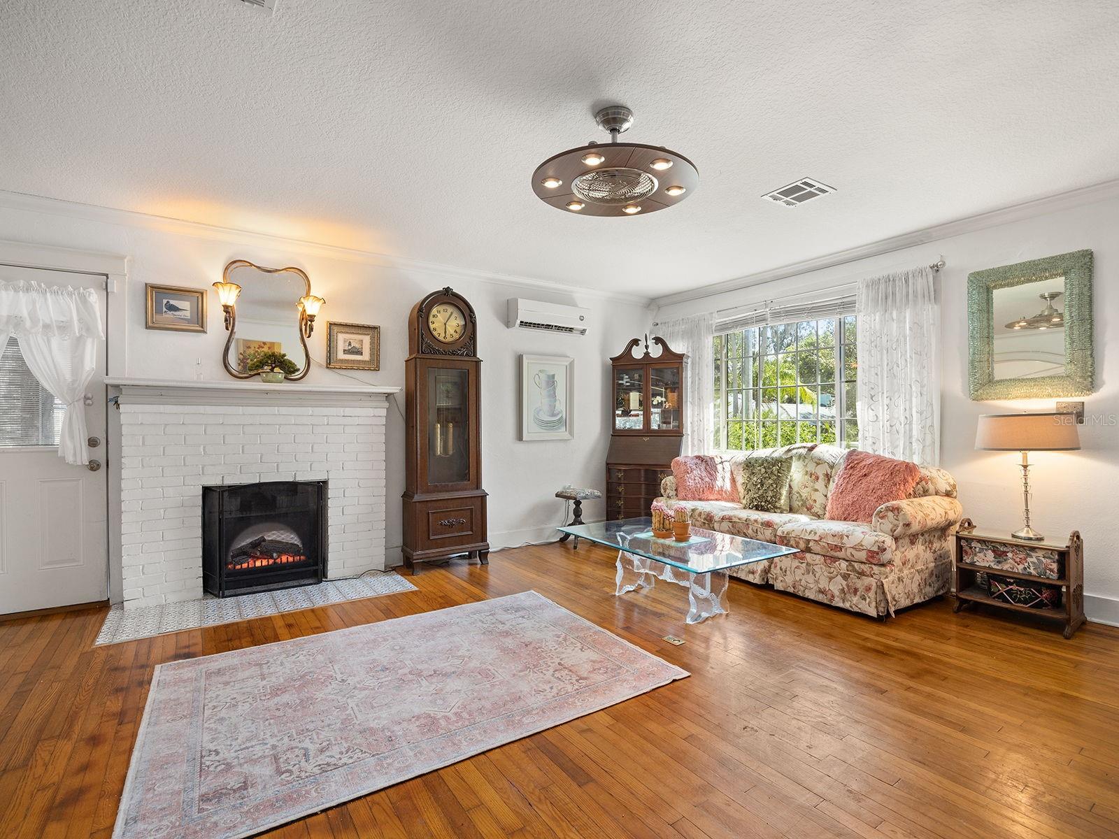 MOUNT DORA - Residential