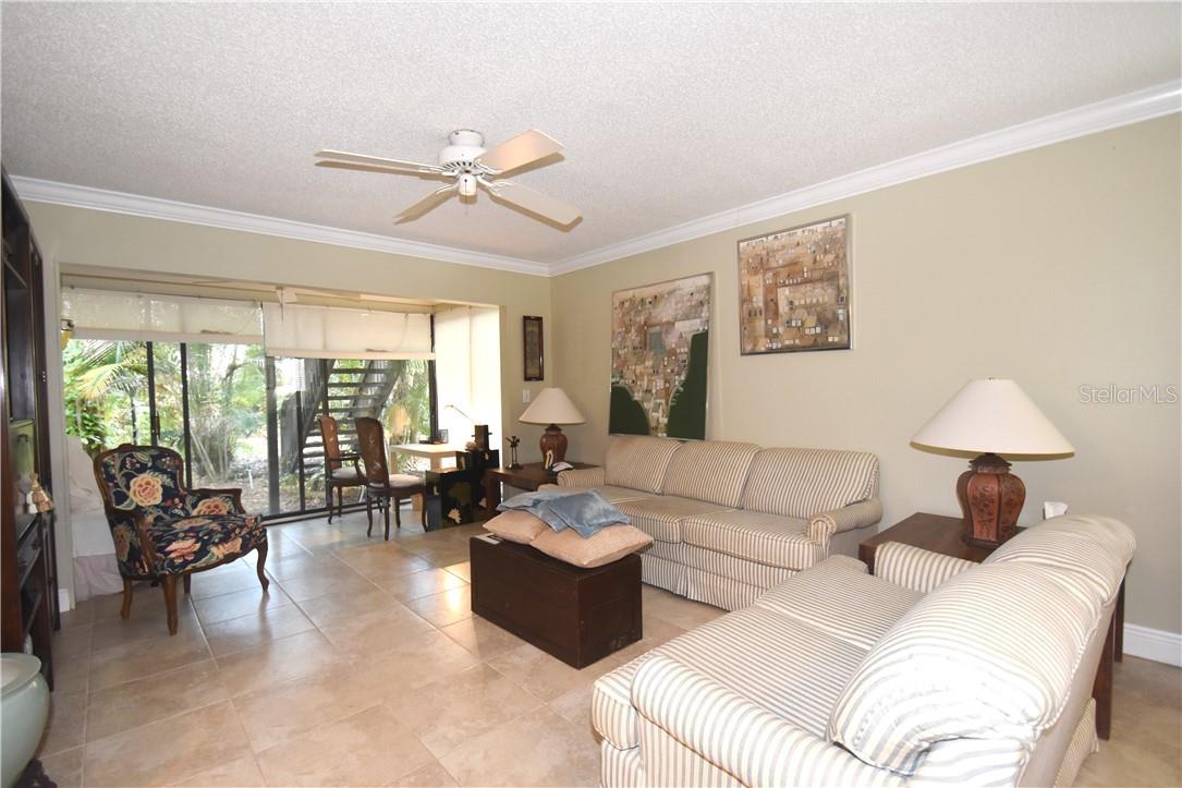 ***Annual Lease or Seasonal Lease AVAILABLE April 2026*** One bedroom One bath in prime location, highly sought after Pelican Cove. Seventy-five-acre waterfront forested enclave with 6 heated pools, 4 lighted tennis courts, 3 club houses with a wide range of organized cultural, musical, and social activities. fitness center, fishing pier, 87 slip marina, kayak launch, scenic trails, shuffleboard, basketball, all nestled among manicured lush, tropical foliage. Minutes from SIESTA KEY, restaurants, shopping, movie theaters and culturally rich downtown Sarasota. No Smoking, No Motorcycles, No Pets, and No Recreational Vehicles/Pick Up Trucks.