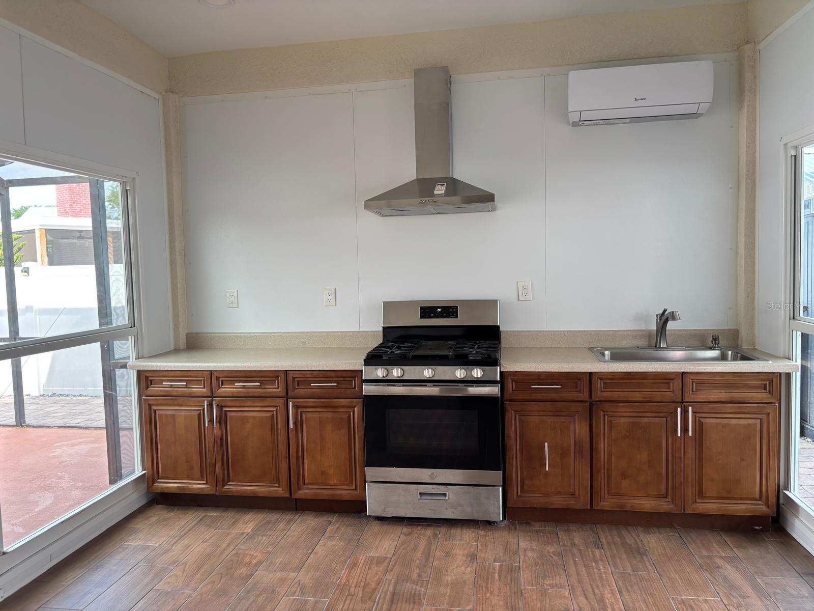 RALSTON BEACH MANOR UNIT 3 - Residential