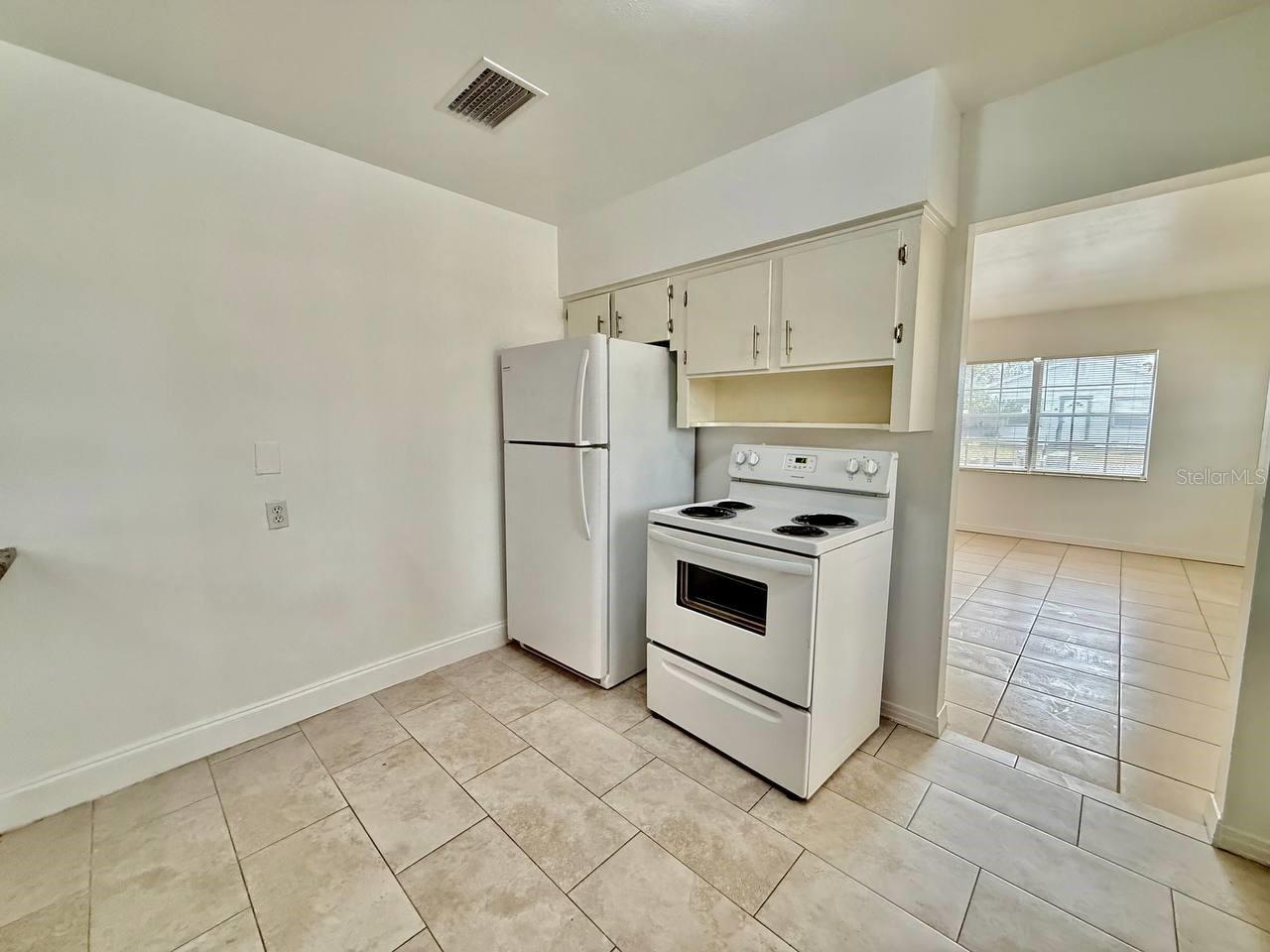 HANKINS VIRGINIA HEIGHTS - Residential Lease