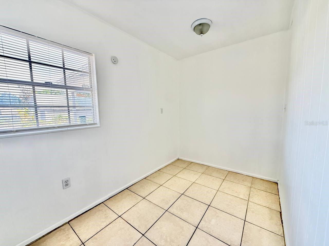 HANKINS VIRGINIA HEIGHTS - Residential Lease