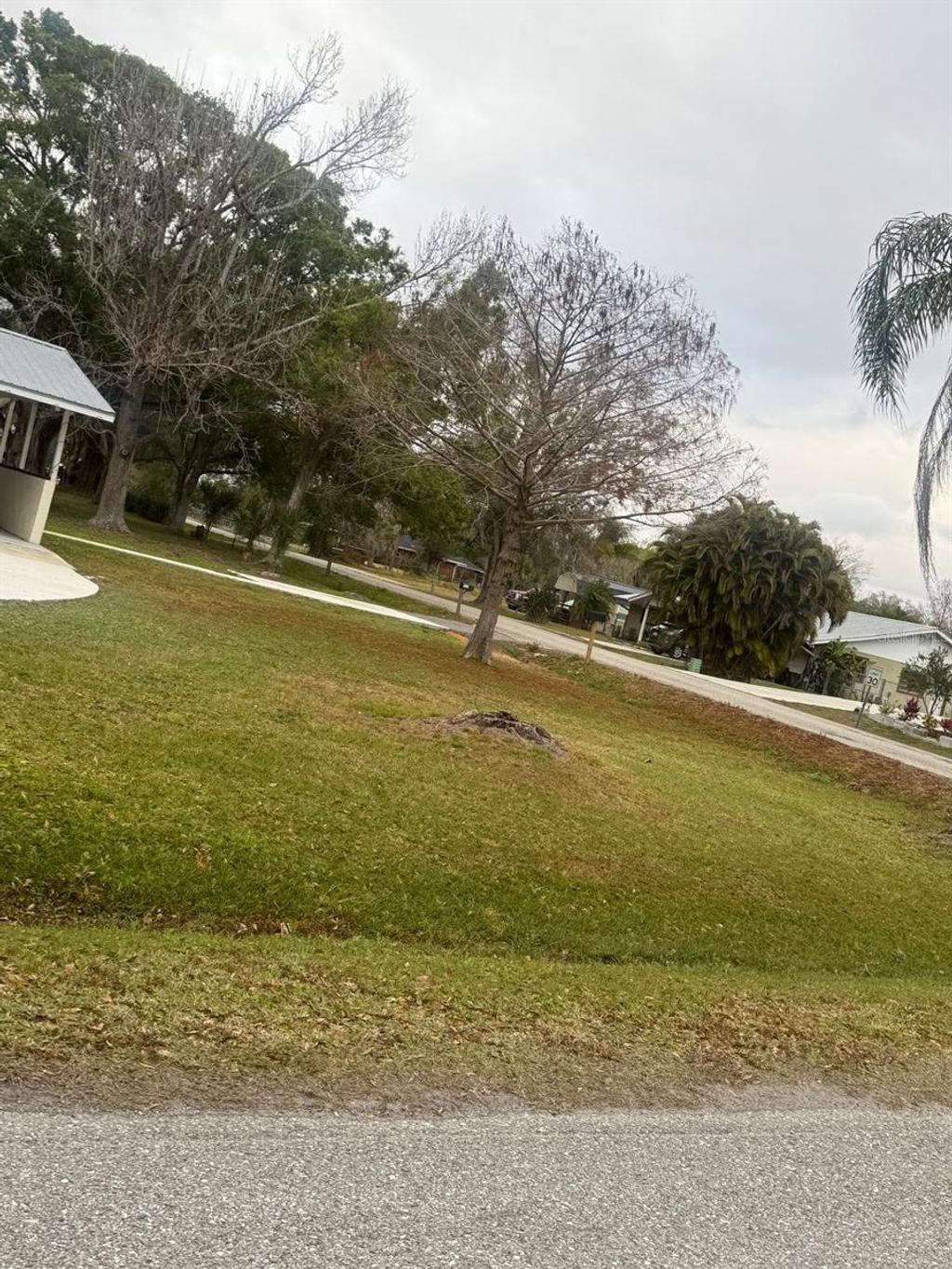 Photo of 1327 SE Vermont Avenue, Arcadia, FL 34266 (MLS # A4680892)