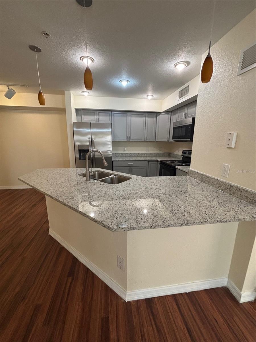 BONA VISTA CONDO - Residential