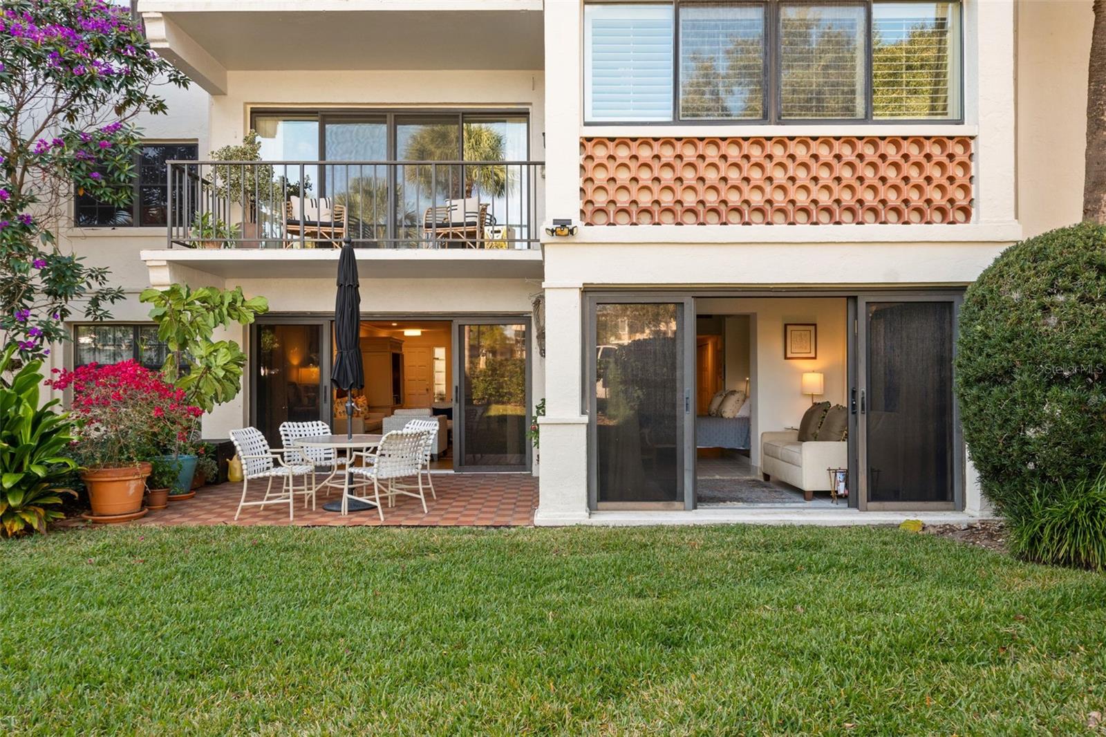 CLOISTERS CONDO - Residential