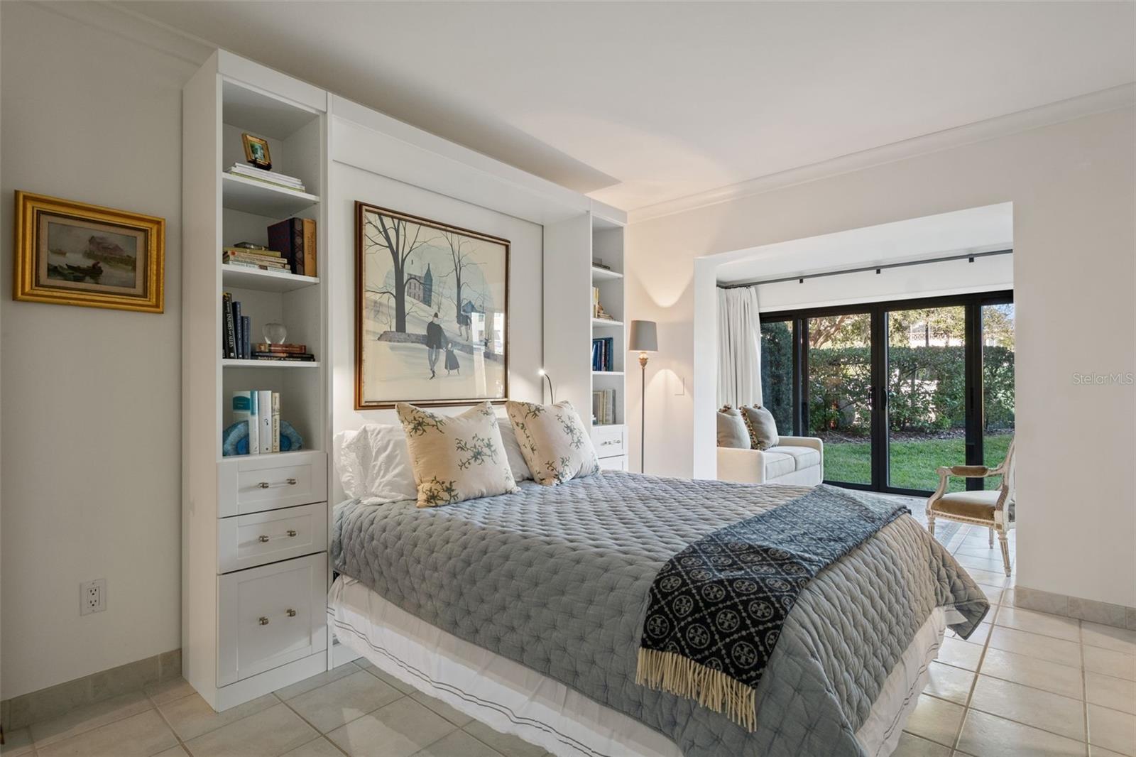 CLOISTERS CONDO - Residential