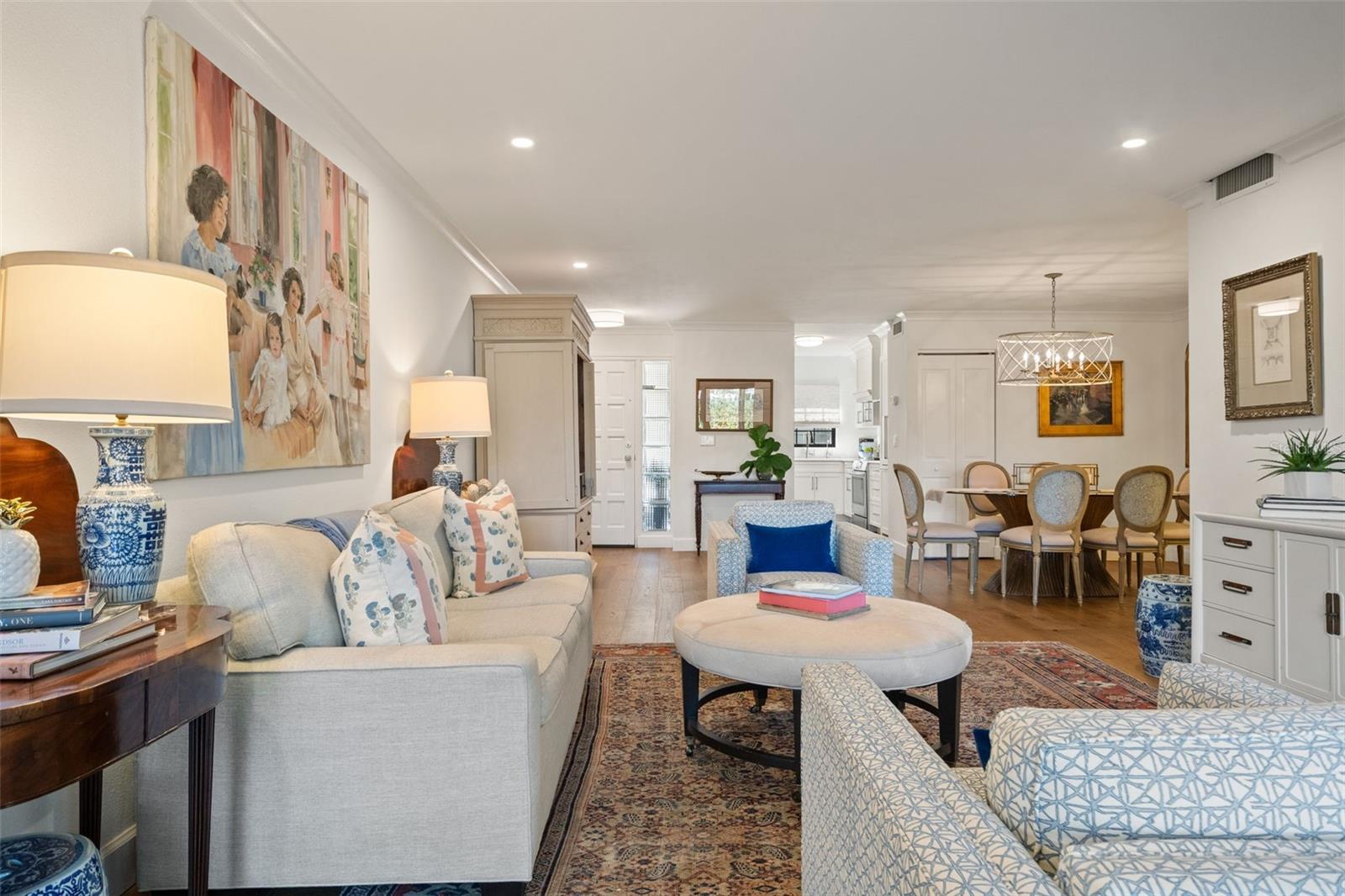 CLOISTERS CONDO - Residential
