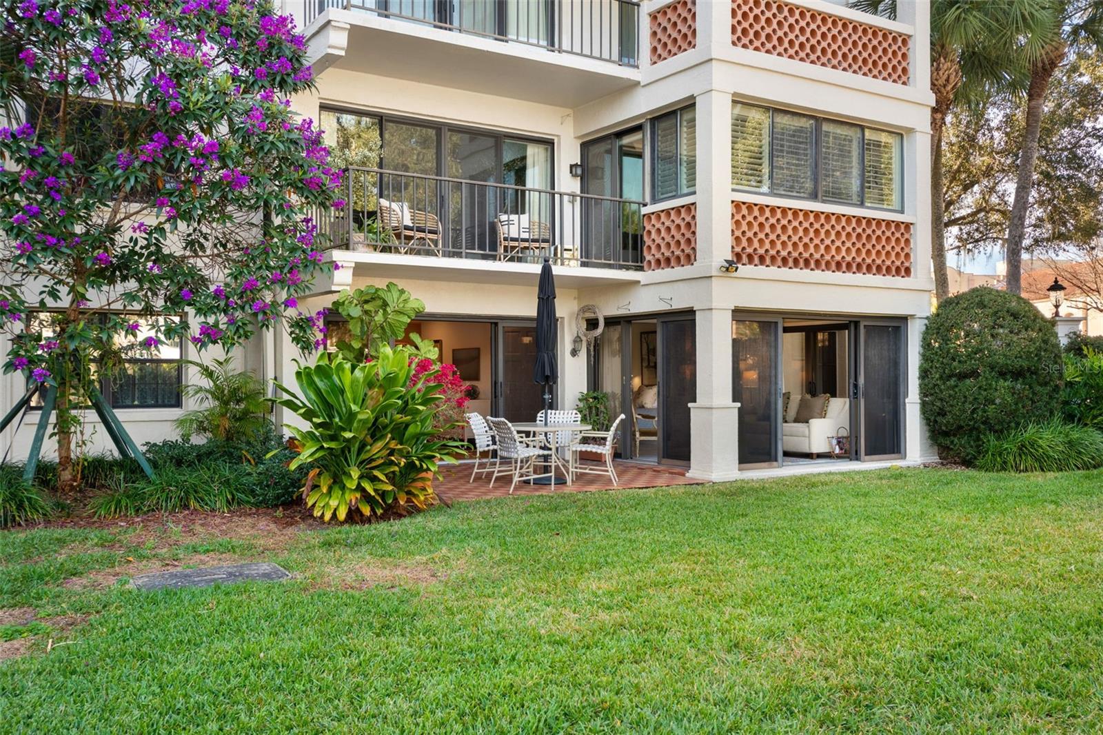 CLOISTERS CONDO - Residential