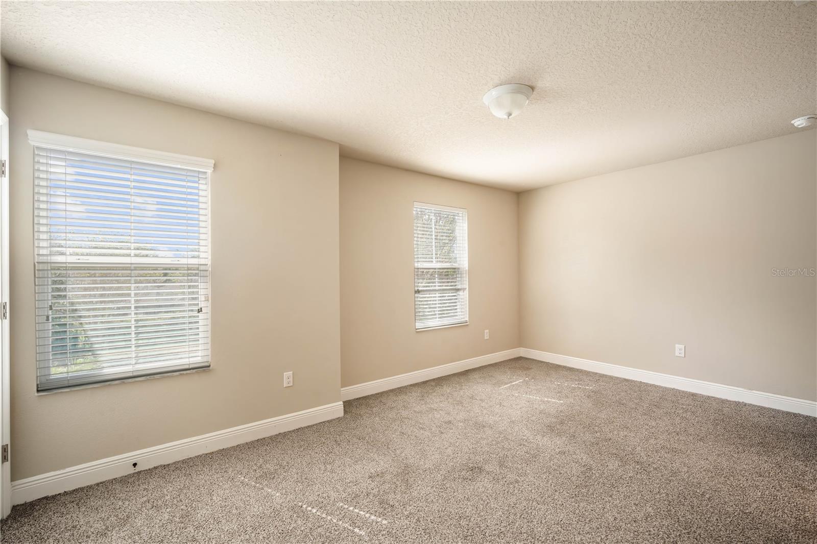 STARLING AT FISHHAWK PH 2A - Residential Lease